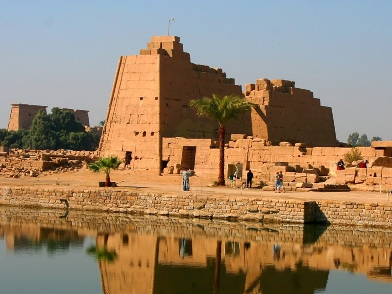 Lago Sacro del Tempio d Karnak Lago Sacro del Tempio d Karnak